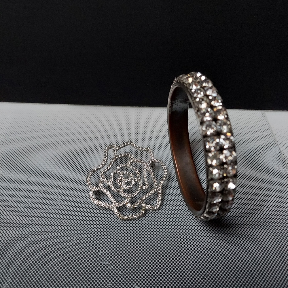 Rhinestone Solid Bangle Camilla Brooch Set - image 4